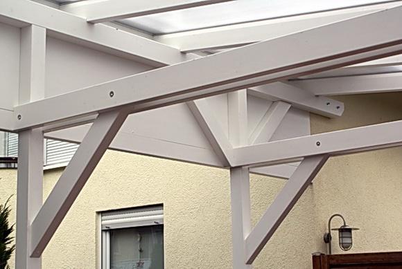 Konstruktionsdetails eines Carports mit Doppelstegplatten Konstruktionsdetails eines Carports mit Doppelstegplatten